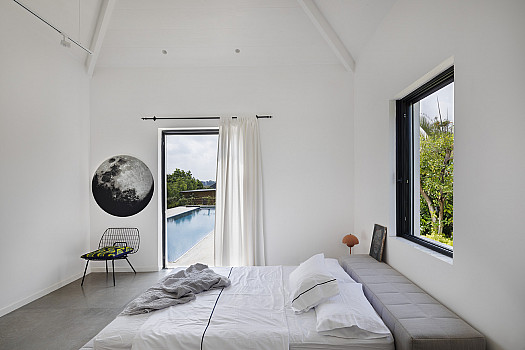Contemporary Retreat, Bedroom