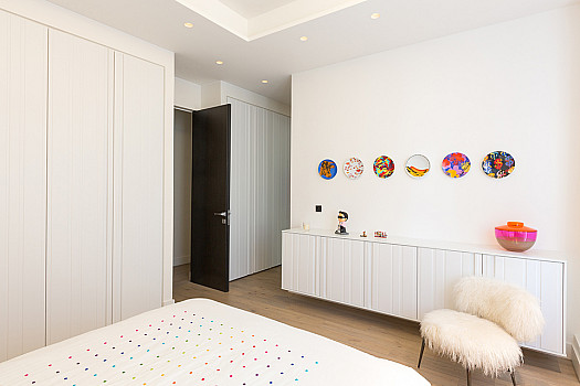 Paris Apartment, Kids Room