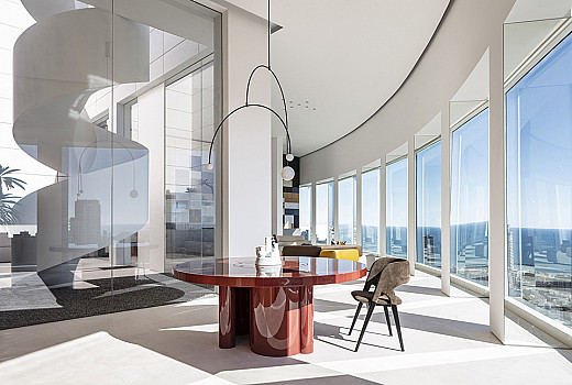 Penthouse Oasis, Dining