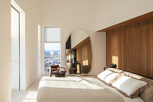 Penthouse Oasis, Master Bedroom